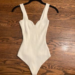 Great stretch white bodysuit